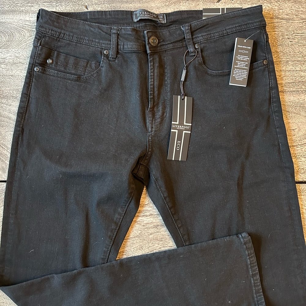 Liverpool Men’s Kingston Modern Straight Black Jeans NWT
